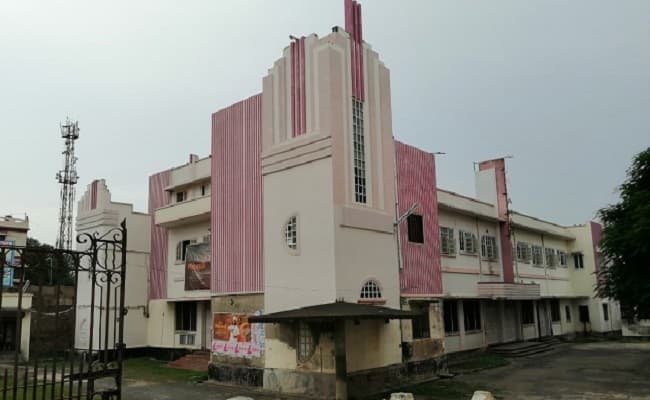 पहले प्रधानमंत्री के नाम पर हुआ था नामकरण, पृथ्वीराज कपूर का भी आया था दिल, बंद हो गया 71 साल पुराना जवाहर टॉकिज