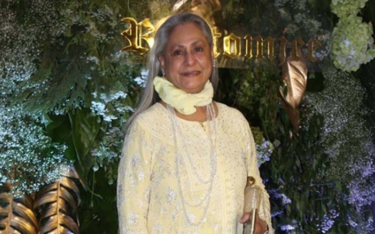 जया बच्चन ने मुस्कुराकर पैपराजी के सामने दिये पोज, बताया पहले क्यों हुई थी उन लोगों पर नाराज, VIDEO