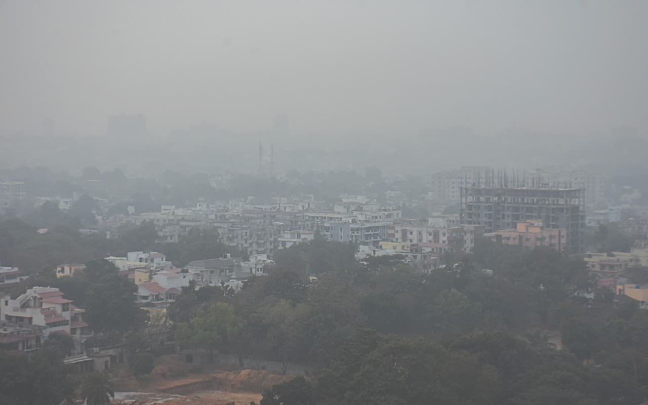 Jharkhand Weather: झारखंड में पश्चिमी विक्षोभ का असर, अभी जारी रहेगा ठंड का प्रकोप