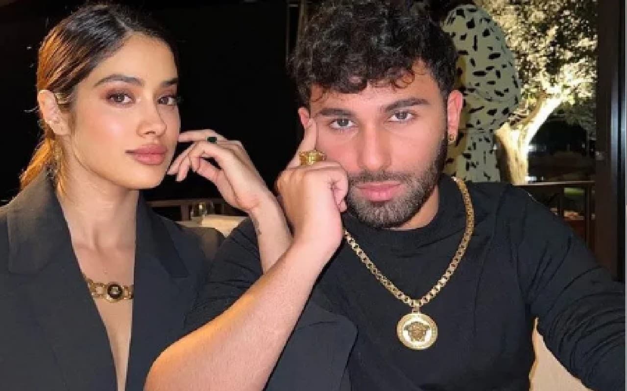 जाह्नवी कपूर-न्यासा देवगन के बेस्ट फ्रेंड Orhan Awatramani हैं काफी टैलेंटेड, कई फिल्म्स से आ चुके हैं ऑफर्स!