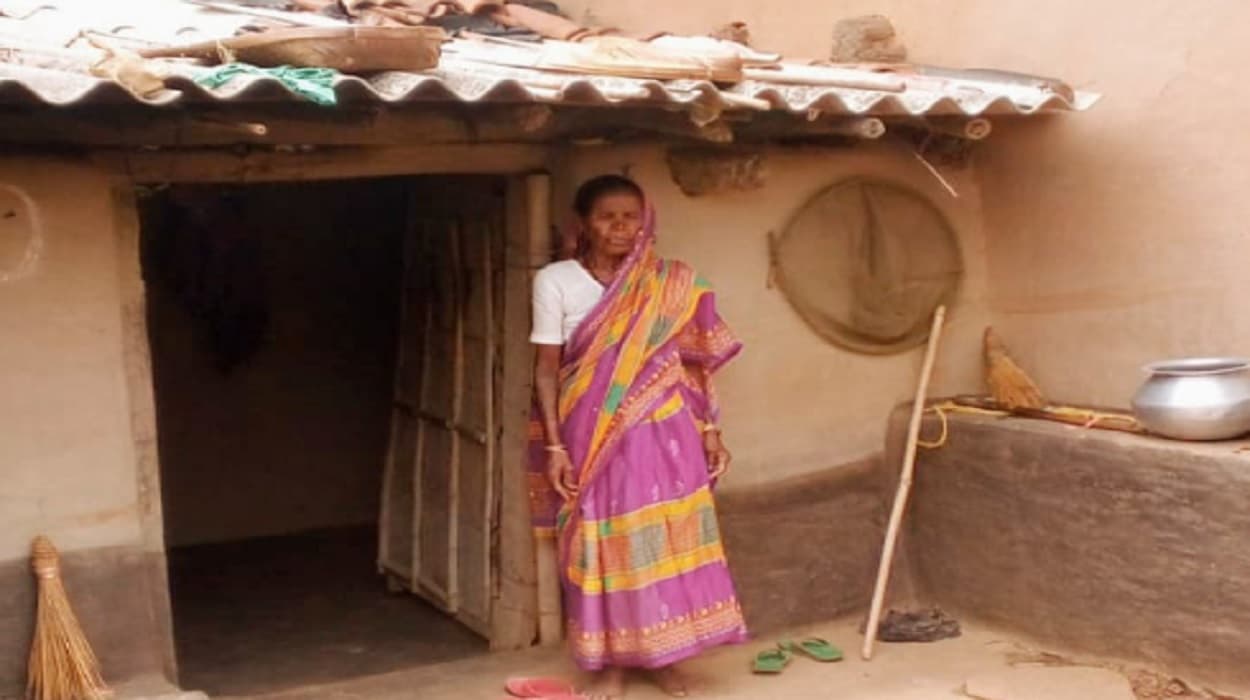निधन के दो साल गुजरने के बाद भी नहीं मिला झारखंड आंदोलनकारी के विधवा पत्नियों को पेंशन
