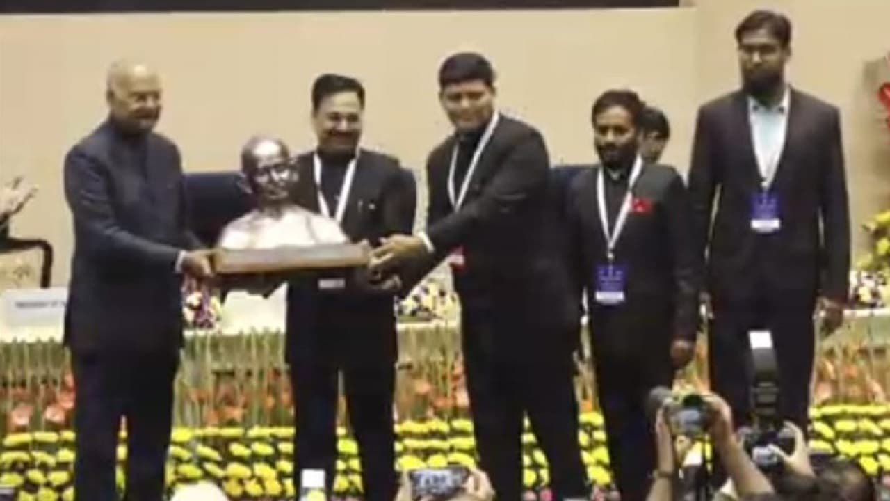 Swachh Survekshan Awards 2021 : 100 से कम शहरी निकायों वाले राज्यों में झारखंड बना नंबर 1