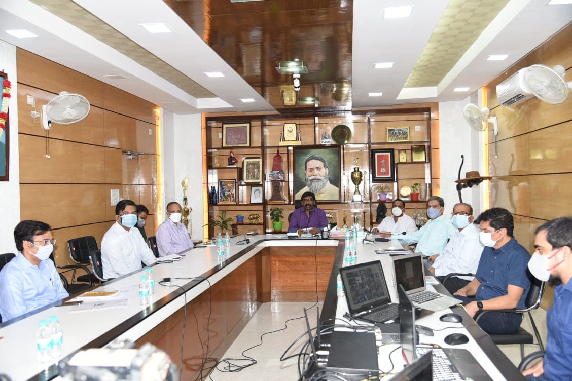 CBSE Board 12th Exam 2021 : कोरोना काल में CBSE 12वीं बोर्ड की परीक्षा को लेकर सीएम हेमंत सोरेन ने क्या दिए सुझाव, पढ़िए ये रिपोर्ट