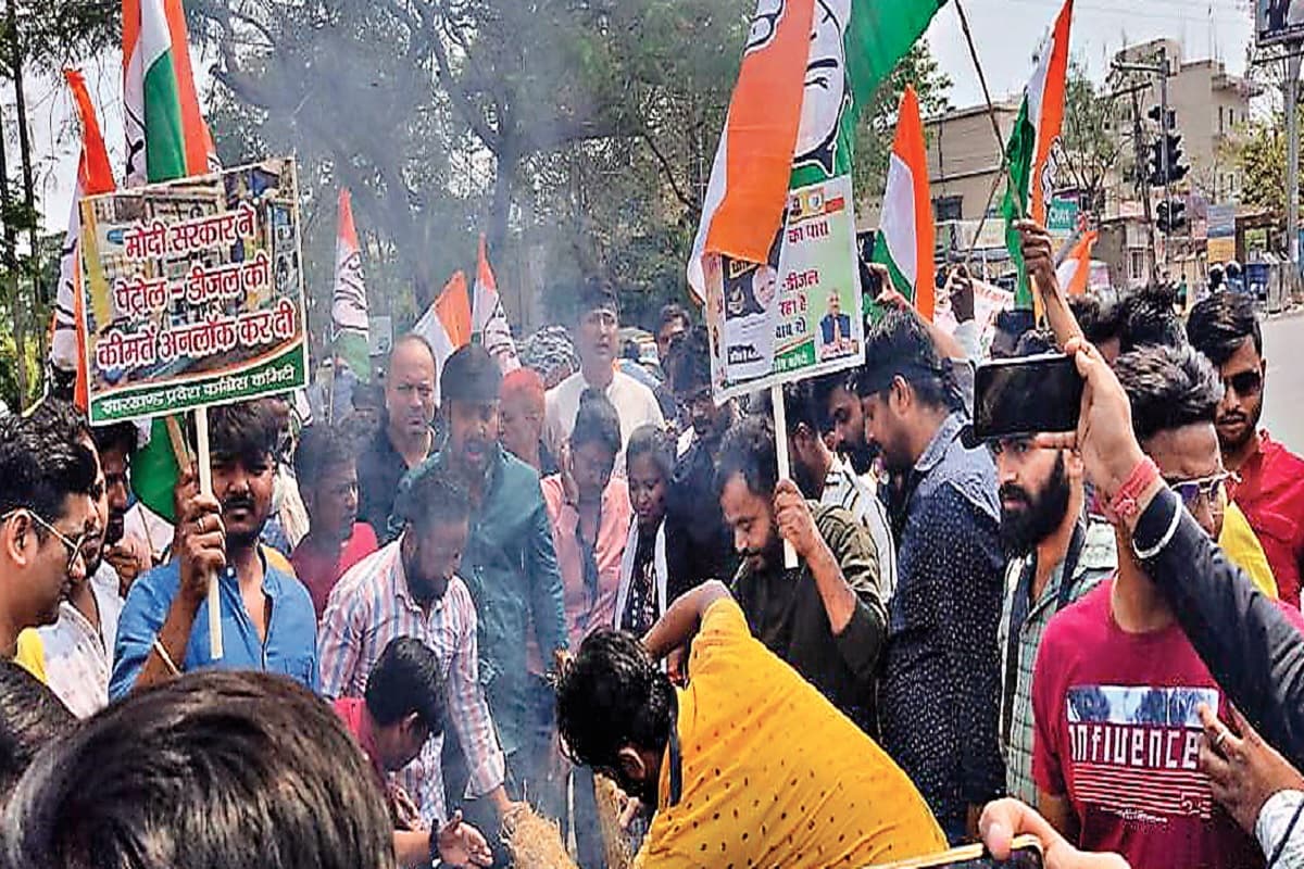 राहुल गांधी की सदस्यता जाने से झारखंड कांग्रेस का फूटा गुस्सा, आज राज्यभर में सत्याग्रह करेंगे कांग्रेसी