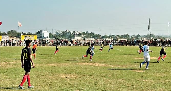 Jharkhand: 'खस्सी टूर्नामेंट' के बराबर हैं झारखंड की फुटबॉल लीग, खिलाड़ियों के भविष्य हो रहा खिलवाड़
