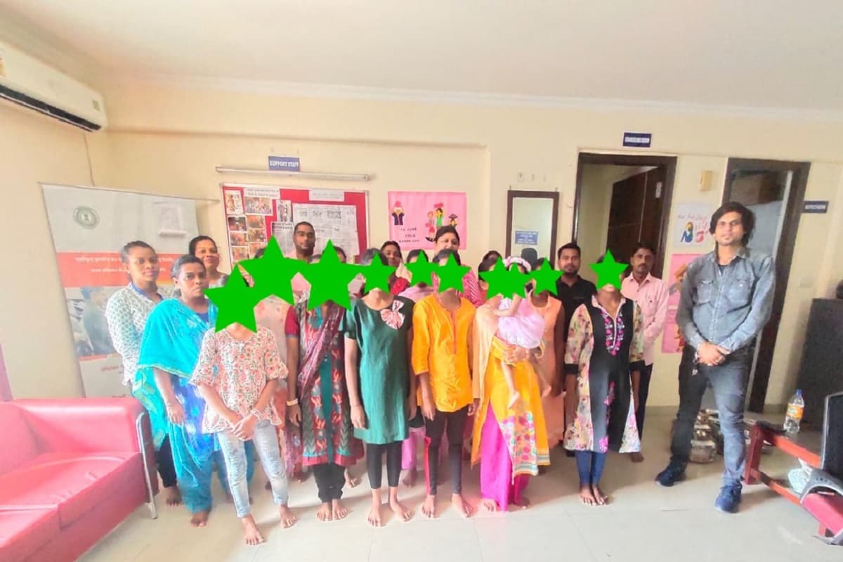 Jharkhand News : झारखंड में थम नहीं रही मानव तस्करी, 10 बच्चियों समेत 12 को दिल्ली से कराया गया मुक्त