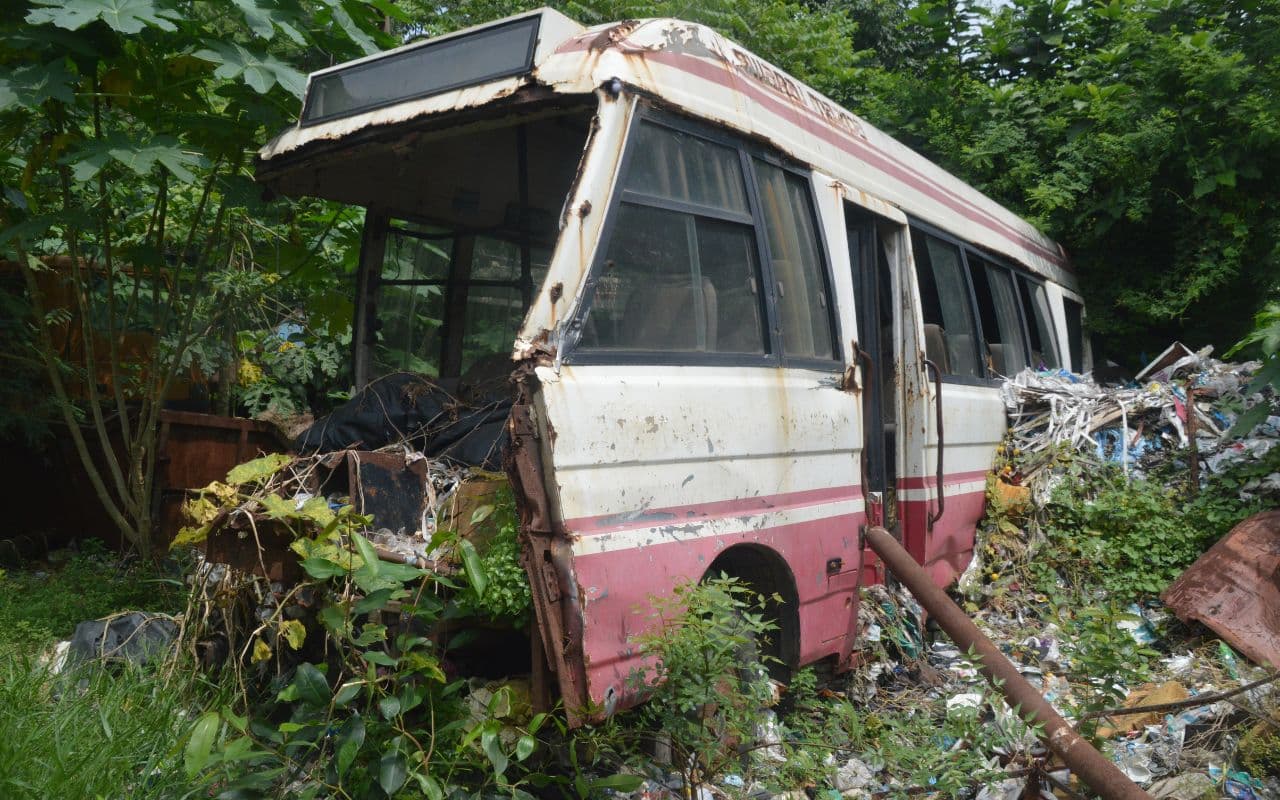 12 साल में ही बर्बाद हो गईं सरकारी बसें, सड़क पर दौड़ रही सिदगोड़ा डिपो से गायब कंडम घोषित 5 सिटी बस