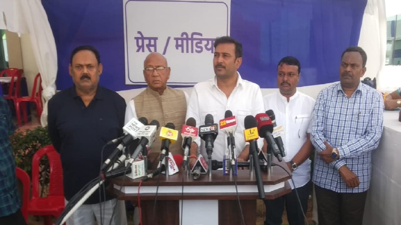 Jharkhand News: झारखंड में तीसरे मोर्चे का गठन, झारखंड लोकतांत्रिक मोर्चा में शामिल हैं ये 5 विधायक