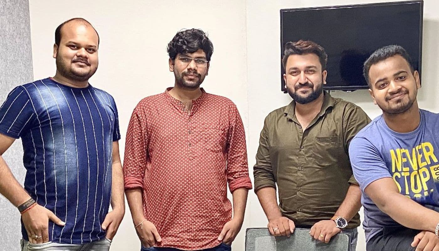 रांची के पुलकित जैन ईंधन वाले ऑटो को कम खर्च में बदल रहे इलेक्ट्रिकल व्हीकल में