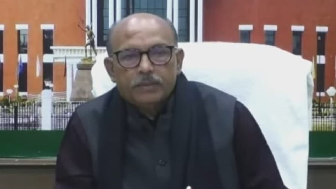 दलबदल मामले में झारखंड स्पीकर रवींद्र नाथ महतो ने स्थगित की सुनवाई,बाबूलाल मरांडी के वकील ने जतायी आपत्ति