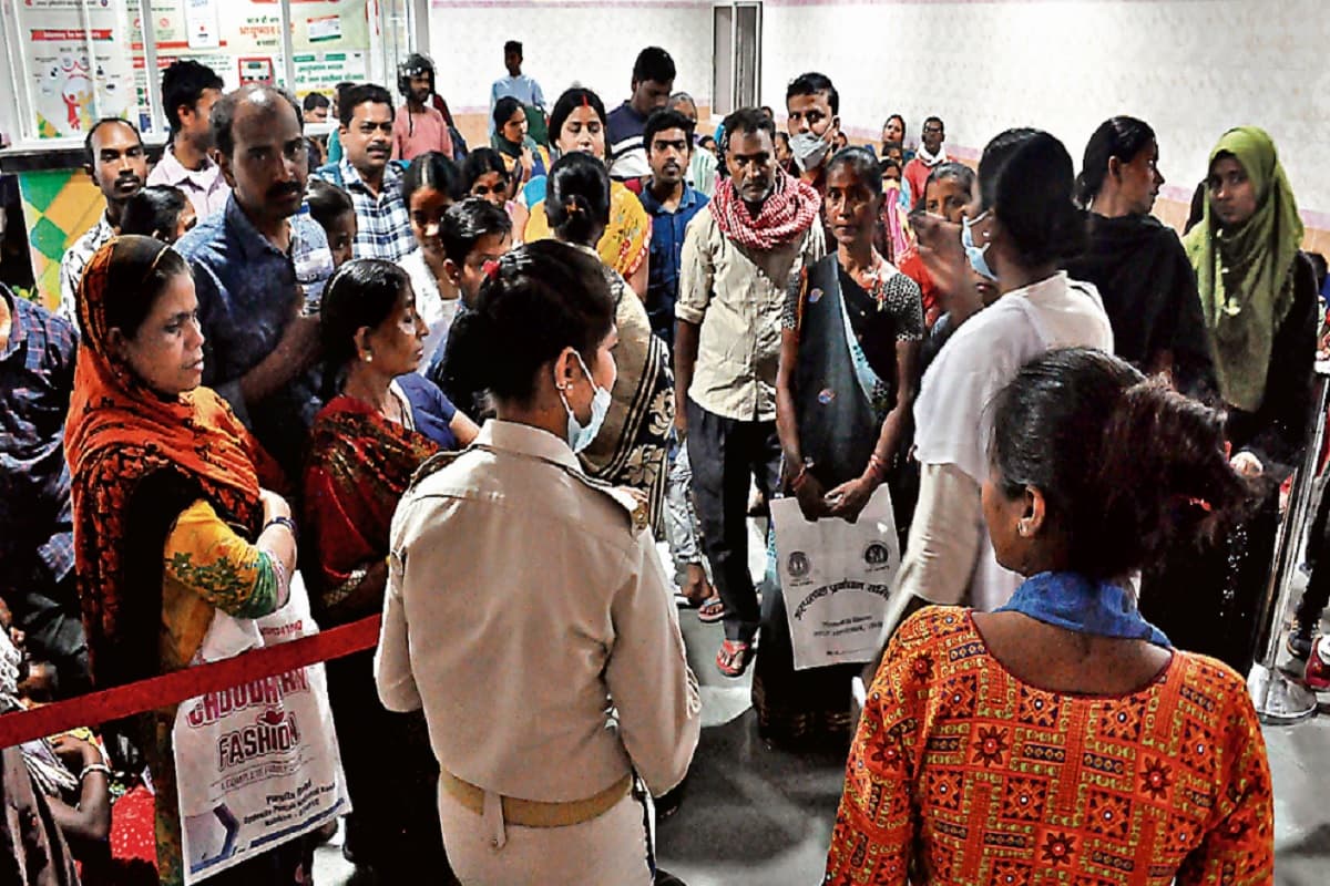 झारखंड में बदलता मौसम का मिजाज लोगों को बना रहा बीमार, ये लोग आ रहे हैं सबसे ज्यादा चपेट में