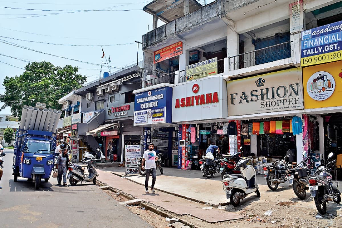 झारखंड आवास बोर्ड के नियम का खुलेआम उल्लंघन कर रहे भवन मालिक, मिला था रहने के लिए चला रहे दुकान और शोरूम