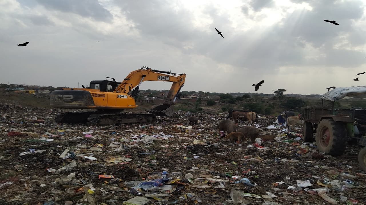 World Environment Day 2022: रांची शहर से हर दिन निकलता है 500 टन कचरा, ऐसे होगी करोड़ों की कमाई World Environment Day 2022: रांची शहर से हर दिन निकलता है 500 टन कचरा, ऐसे होगी करोड़ों की कमाई