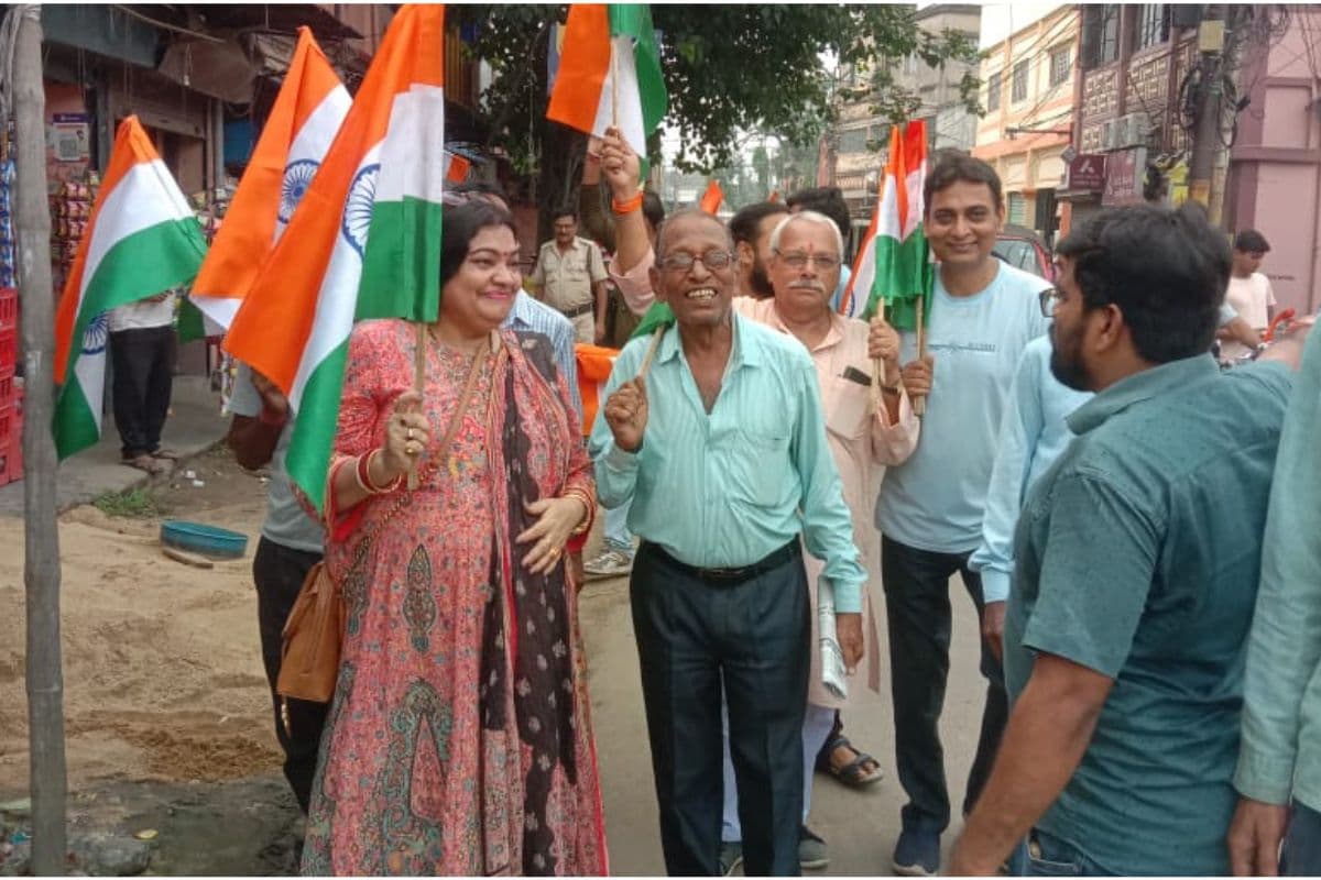 photos : हर घर तिरंगा अभियान के तहत देशभक्ति की अलख जगा रही है चैताली तिवारी