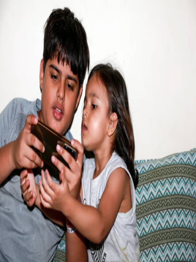 Child Care : बच्चों की मोबाइल की लत से हैं परेशान, अपनाएं उपाय
