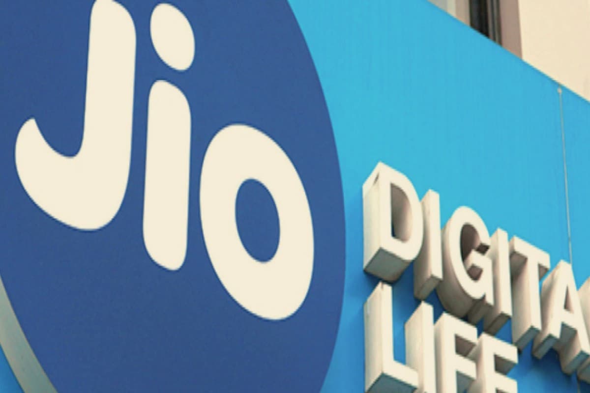 Jio और OneWeb जल्द देगी इंटरनेट सर्विस, जानें कब से कर पाएंगे इसका इस्तेमाल Jio और OneWeb जल्द देगी इंटरनेट सर्विस, जानें कब से कर पाएंगे इसका इस्तेमाल