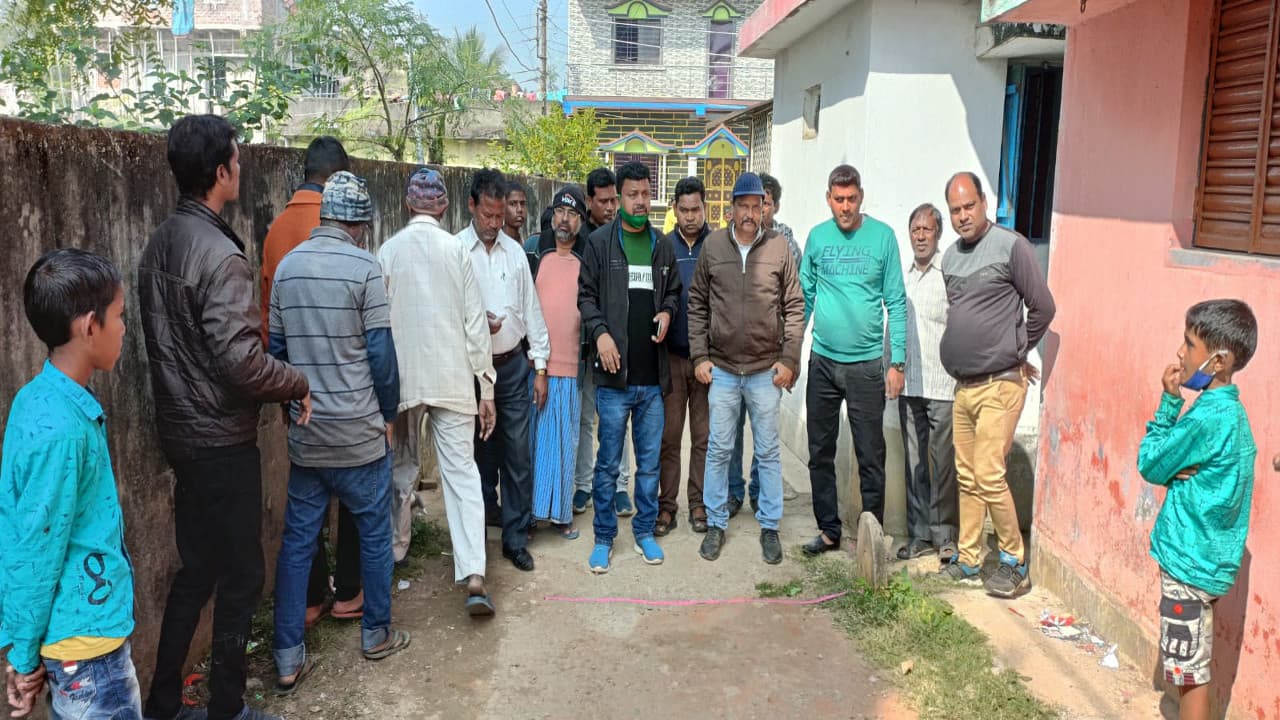 जादूगोड़ा के यूसील कॉलोनी के बॉन्ड्रीवॉल को लेकर ग्रामीण नाराज, जिला परिषद ने दिये आंदोलन की चेतावनी