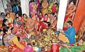 Jivitputrika Vrat 2020 : जितिया आज, संतान की लंबी आयु के लिए मांएं रखी हैं 24 घंटे का निर्जला व्रत