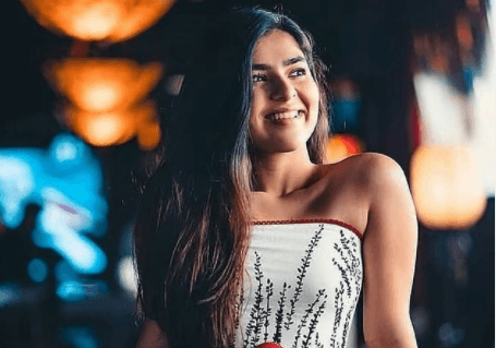 Taarak Mehta Ka Ooltah Chashmah: ऑफ शोल्डर व्हाइट ड्रेस में 'पुरानी सोनू' दिखी बेहद बोल्ड, आप भी देखिए एक्ट्रेस की ये अनसीन फोटो