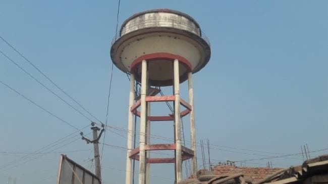 22 घंटे में 24 बार पावर कट, छह जलमीनारों में नहीं पहुंचा पानी