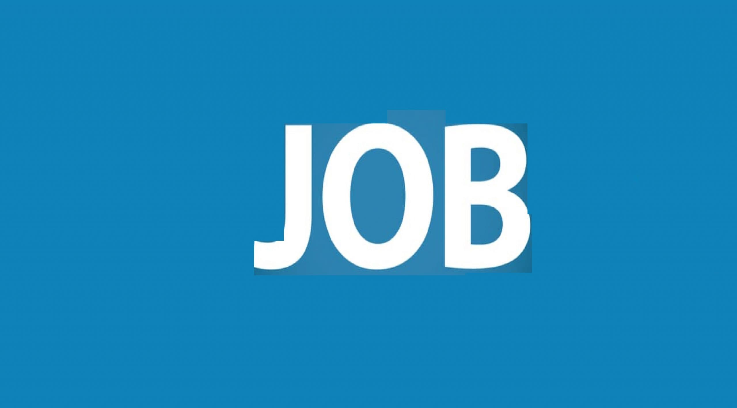 Fact Check : 2100 रुपये देकर नौकरी, लैपटॉप, प्रिंटर और मोबाइल देने क दावा, जानें वायरल मैसेज का सच