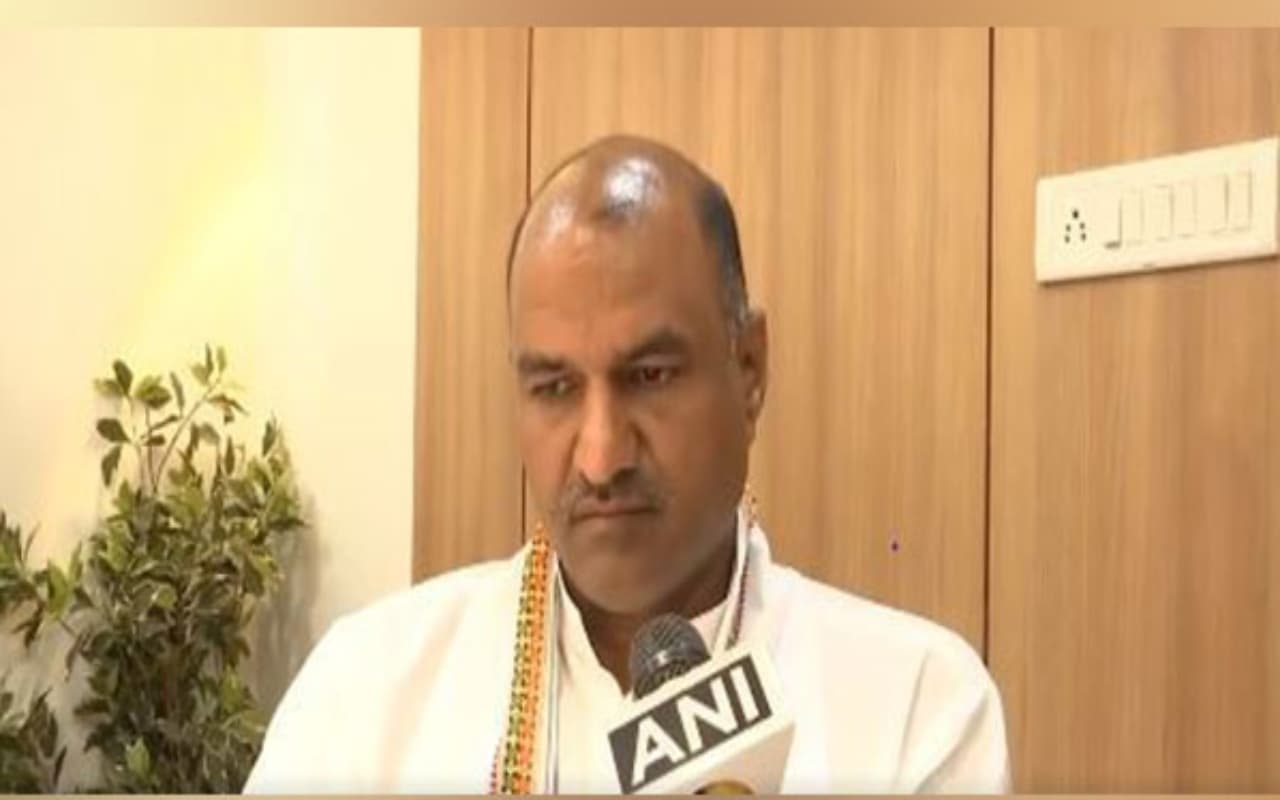 'बदनाम और शर्मसार हो गया राजस्थान', चार जले हुए शव मिलने पर बिफरी बीजेपी, मांगा सीएम अशोक गहलोत से इस्तीफा