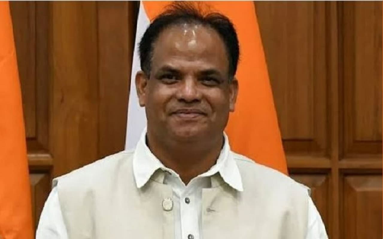 West Bengal News: केन्द्रीय मंत्री जाॅन बारला के खिलाफ तूफानगंज कोर्ट से गिरफ्तारी वारंट जारी