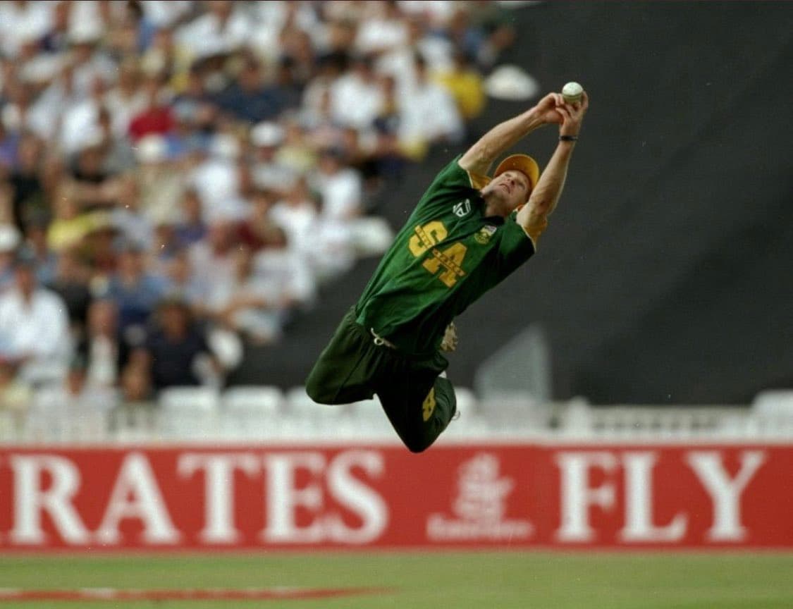 HBD Jonty Rhodes: जब बिना मैच खेले जोंटी रोड्स बने ‘मैन ऑफ द मैच’, क्रिकेट से पहले खेलते थे हॉकी