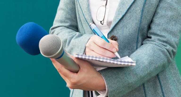 पत्रकारों के लिए आगे आए विश्व