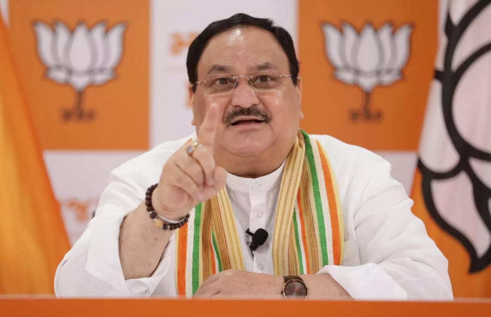 कर्नाटक चुनाव: साल में 3 रसोई गैस फ्री, जानें भाजपा के घोषणा पत्र में क्या है खास