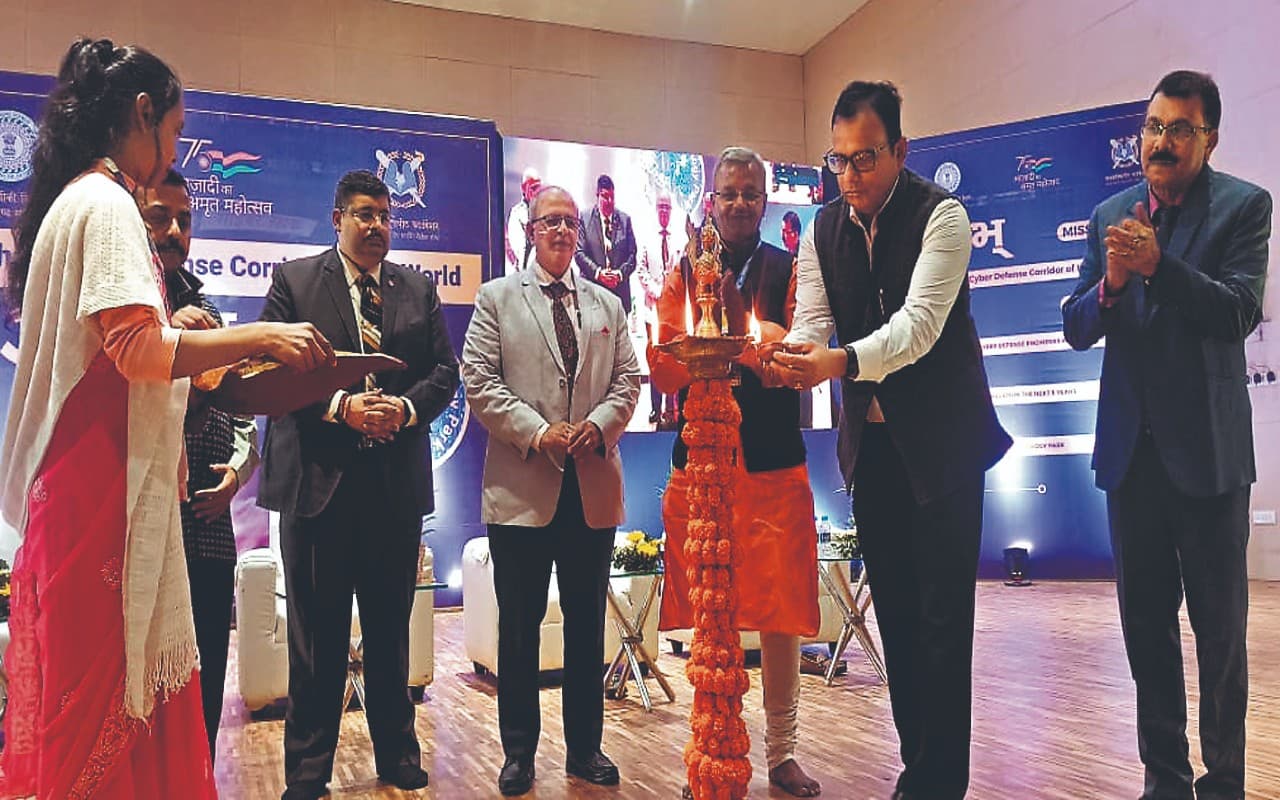 JUT सभागार में कार्यशाला का आयोजन, संजय बहल ने कहा- 2027 तक साइबर डिफेंस कॉरिडोर में होगा झारखंड