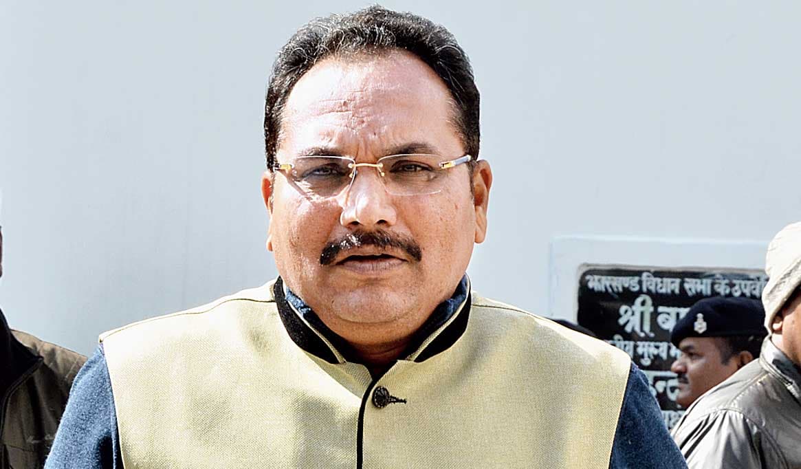 झाविमो का कांग्रेस में विलय का प्रदीप यादव का दावा खारिज