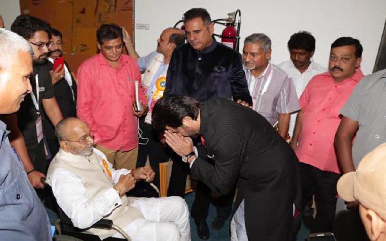 दिग्गज फिल्मकार कसीनथुनी विश्वनाथ का निधन, चिरंजीवी-अनिल कपूर सहित कई हस्तियों ने दी श्रद्धांजलि