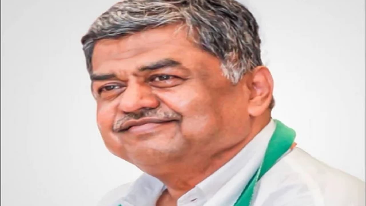 Karnataka News: बीके हरिप्रसाद कर्नाटक विधान परिषद में नेता नियुक्त, कांग्रेस अध्यक्ष ने दी स्वीकृति