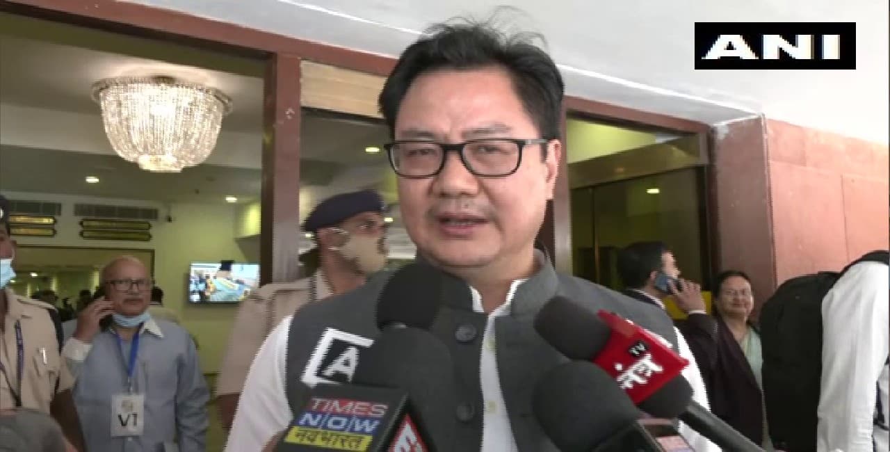 राजद्रोह कानून पर SC की रोक के बाद बोले केंद्रीय कानून मंत्री, कहा- हमें कोर्ट का सम्मान करना चाहिए