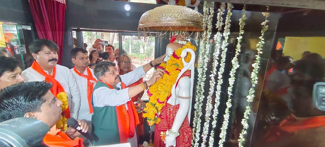 MP News: नशे के ‘‘नाइट कल्चर’’ पर भाजपा और कांग्रेस आमने-सामने! कैलाश विजयवर्गीय ने कह दी  ये बात