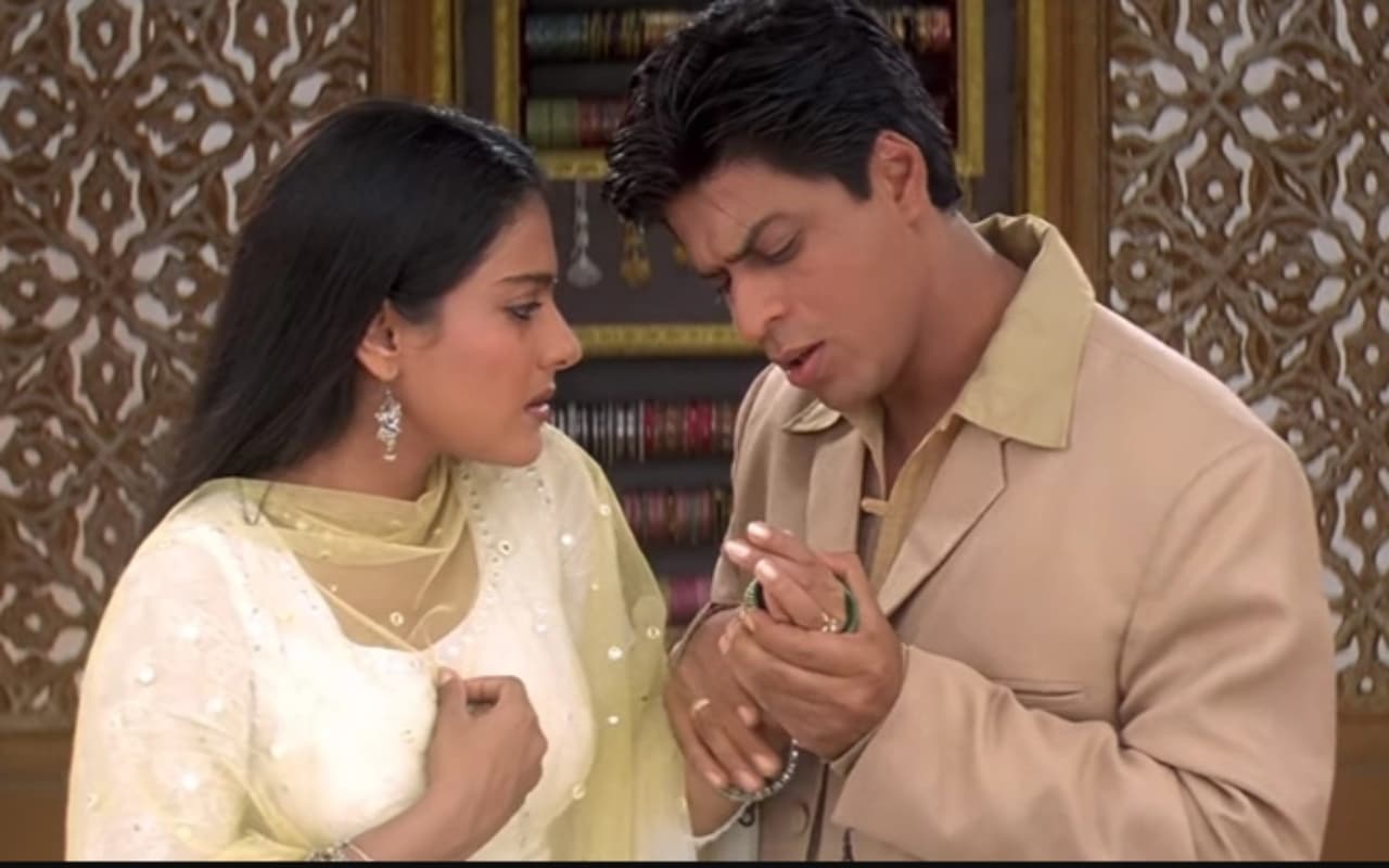 कभी खुशी कभी गम का डिलीट किया गया सीन वायरल, ब्लैक ड्रेस में बोल्ड दिखीं काजोल, फैंस बोले- जवाब चाहिए