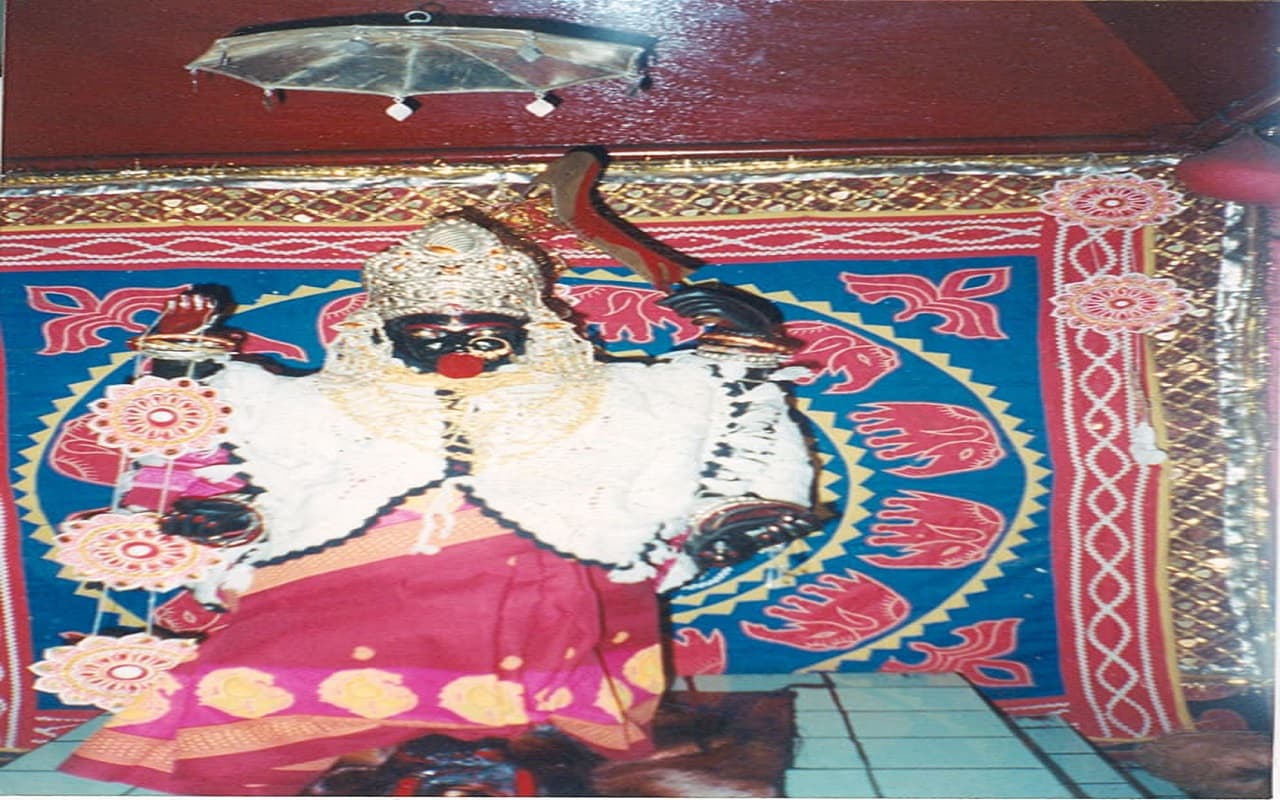 Kali Puja 2022: बोकारो के पहाड़ी काली मंदिर में काली पूजा पर ये है परंपरा, देशभर से आते हैं श्रद्धालु