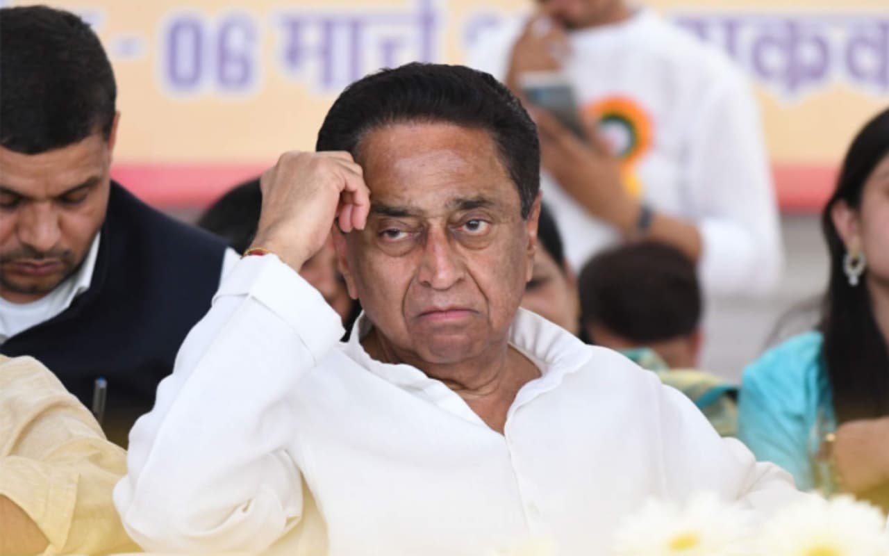 माफी नहीं मांग कर फंसे कमलनाथ, अब चुनाव आयोग ने भेजा नोटिस, 48 घंटे में देना होगा जवाब