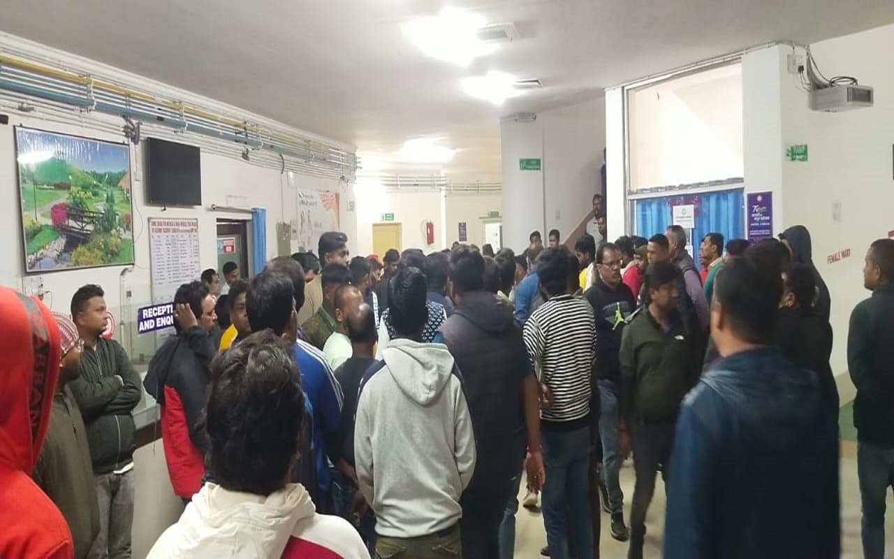 Jharkhand Crime News: गिरिराज सेना के संरक्षक कमल देवगिरि की हत्या, बोतल बम से अपराधियों ने किया अटैक