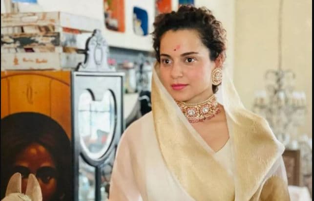 SC में याचिका दायर होने के बाद कंगना रनौत की प्रतिक्रिया आई सामने, खुद को बताया देश की सबसे शक्तिशाली महिला