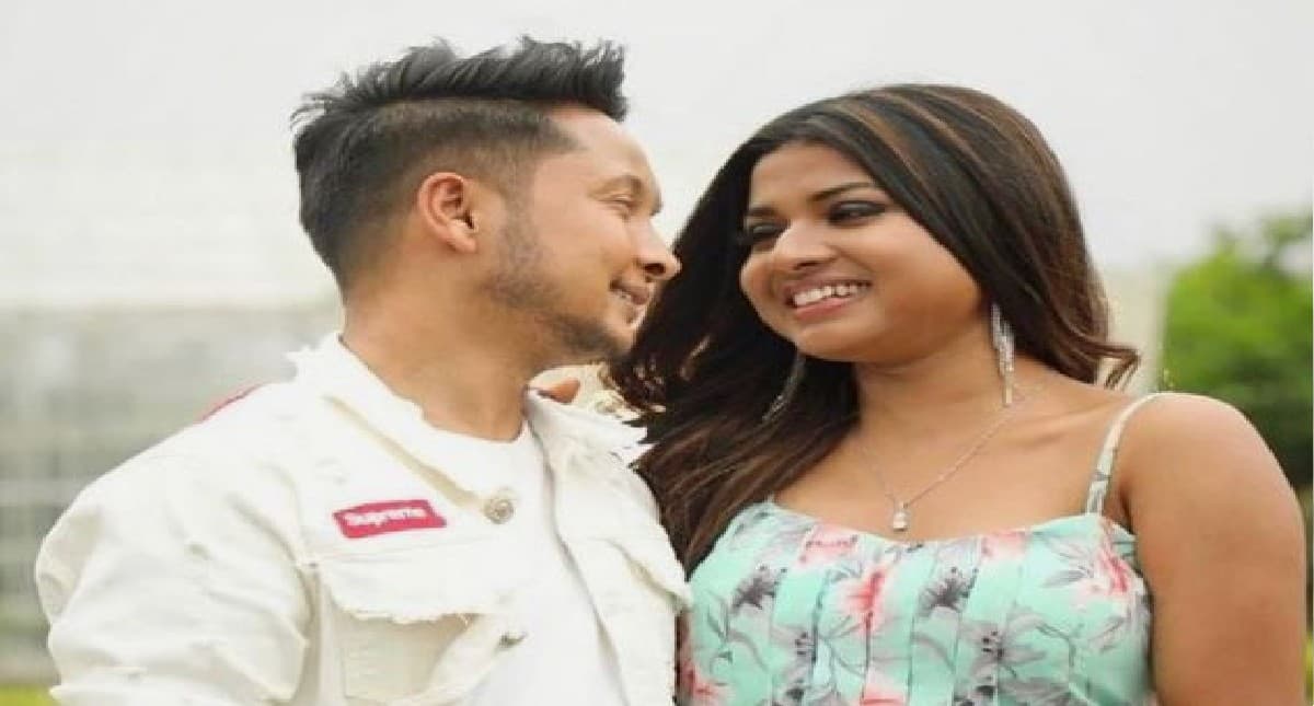 ब्रेकअप की खबरों के बीच अरुणिता कांजीलाल का हाथ पकड़े दिखे पवनदीप राजन, VIDEO VIRAL