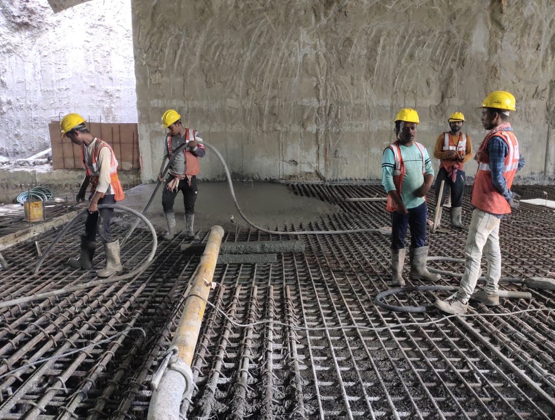 Kanpur Metro: नयागंज मेट्रो स्टेशन पर कॉनकोर्स लेवल की कास्टिंग शुरू, टॉप-डाउन प्रणाली से हो रहा निर्माण