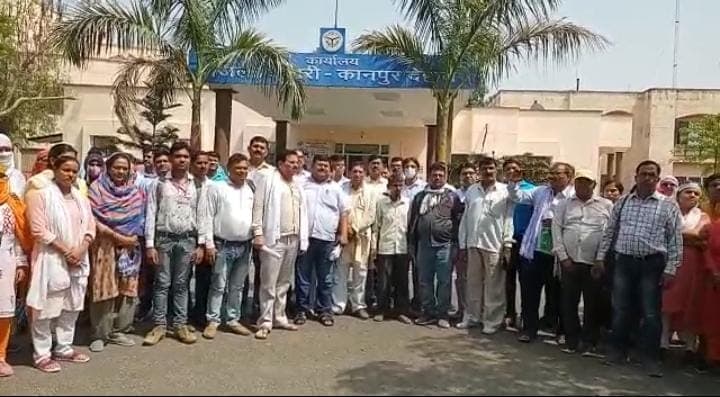 Kanpur Dehat News: स्कूल चलो अभियान के चक्कर में शिक्षक को हुई जेल, पैरेंट्स की हरकत से शिक्षक संघ नाराज