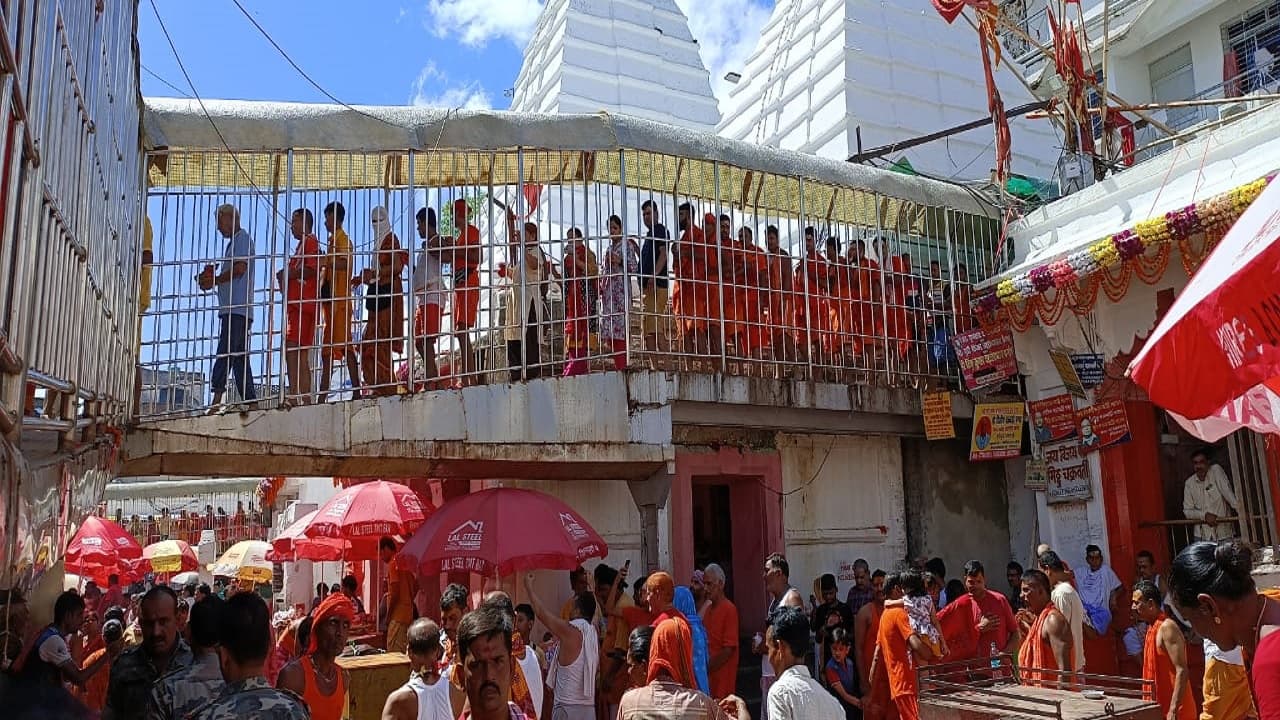 श्रावणी मेला 2022: बाबाधाम में सोमवारी पूजन के लिए कांवरियों का हुजूम, गर्भगृह तक भेजने की तैयारी जानें