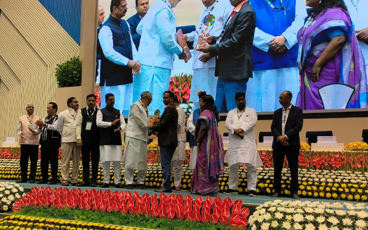 झारखंड की एक ऐसी पंचायत जहां के हर घर में बिजली-पानी उपलब्ध, मिला उत्कृष्ट पंचायत का पुरस्कार