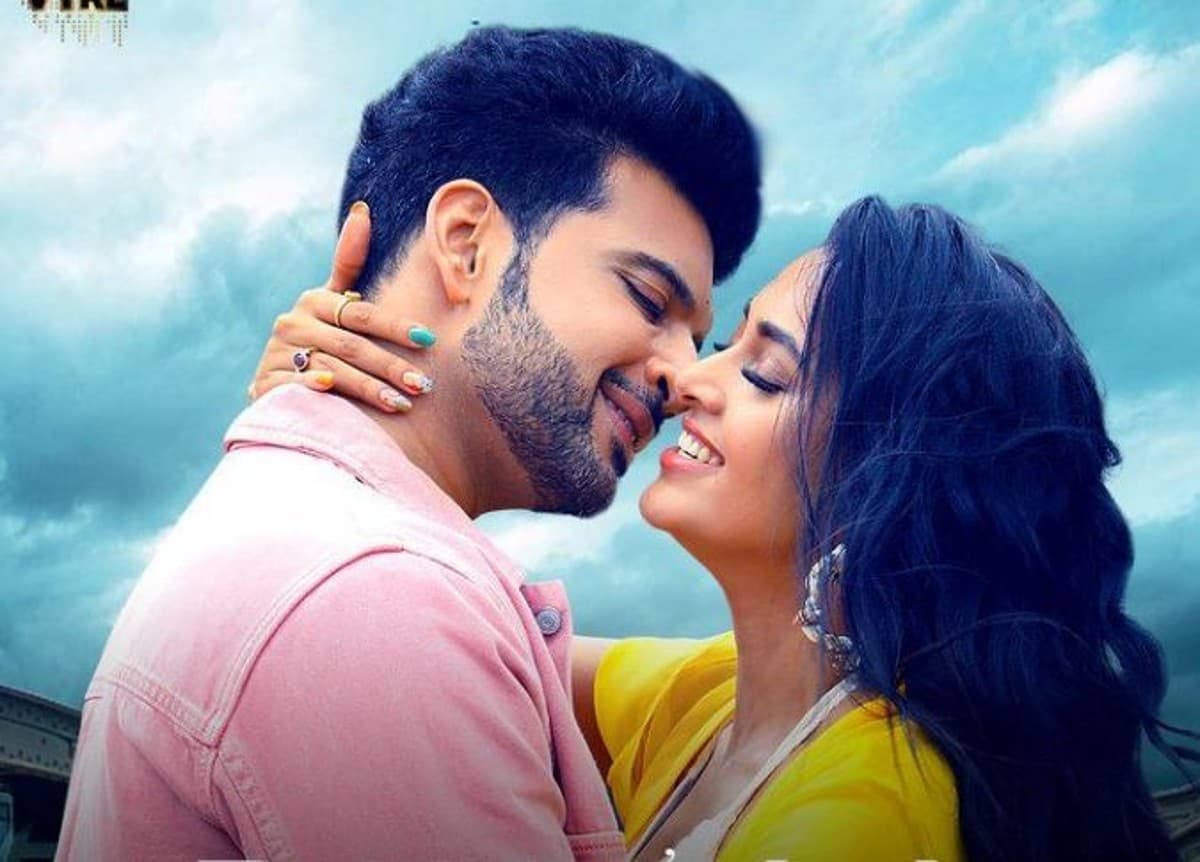 Baarish Aayi Hai song: तेजस्वी प्रकाश-करण कुंद्रा का गाना रिलीज, स्टनिंग केमिस्ट्री ने फैंस का जीता दिल