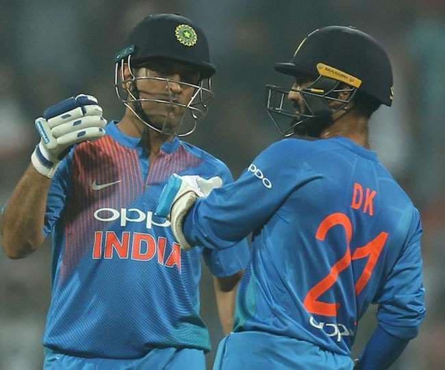 दिनेश कार्तिक ने बताया पहले आईपीएल में सीएसके के लिए धौनी का नाम आने पर क्यों हुए थे हैरान दिनेश कार्तिक ने बताया पहले आईपीएल में सीएसके के लिए धौनी का नाम आने पर क्यों हुए थे हैरान