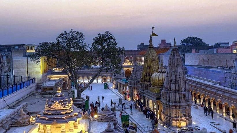 Kashi Vishwanath Temple History: काफी रोचक है काशी विश्वनाथ मंदिर की कहानी, जानिए कब हुआ था निर्माण