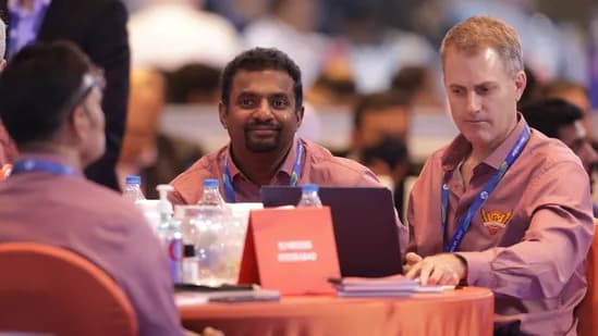 IPL नीलामी में बड़ी खरीदारी से नाखुश साइमन कैटिच ने सनराइजर्स हैदराबाद का सहायक कोच पद छोड़ा